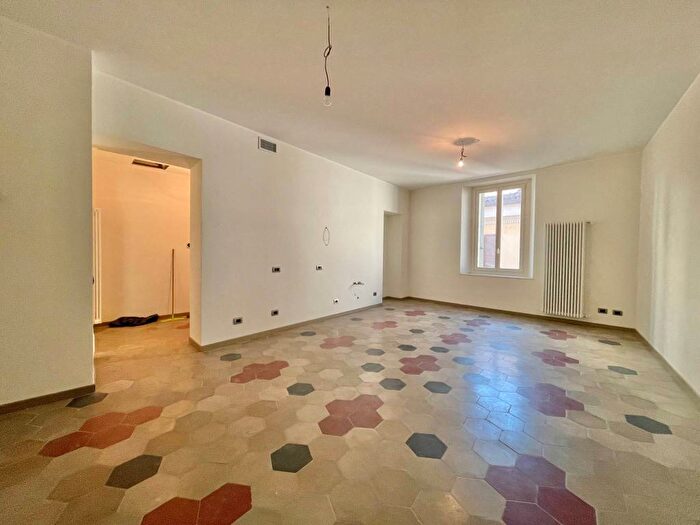 Appartamento trilocale in affitto in Nizza Monferrato