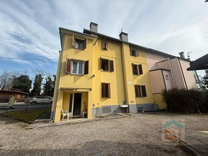 Casa con 5 locali in vendita in Via della Ferrovia, Tricesimo