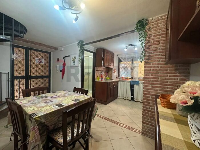 Appartamento bilocale in vendita in Via Pescitello, Catania