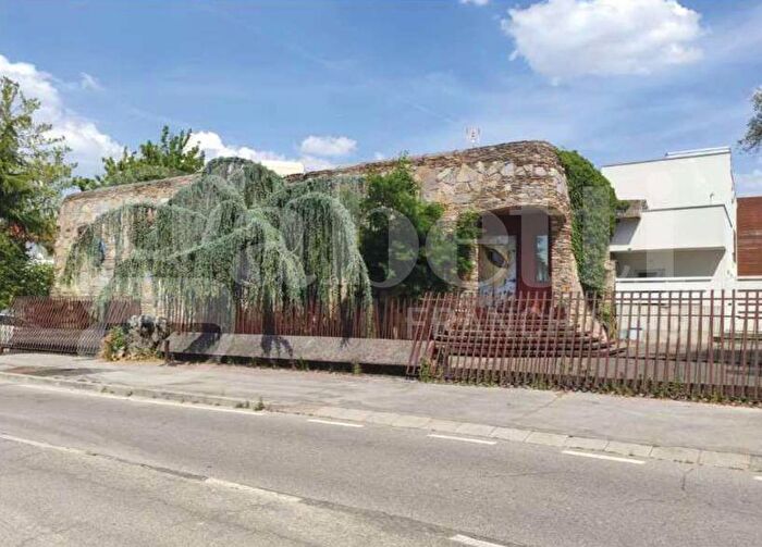 Casa con 7 locali in vendita in Via Sebastiano Venier, Padova