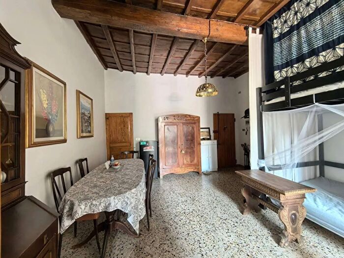 Appartamento trilocale in vendita in Borgo San Frediano, Firenze