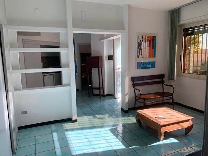 Appartamento bilocale in affitto in Viale Buoncammino, La Vega Regioni, Cagliari