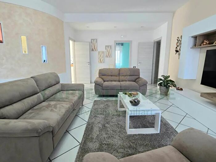 Appartamento con 5 locali in vendita in Via Leonardo da Vinci, San Nicola La Strada