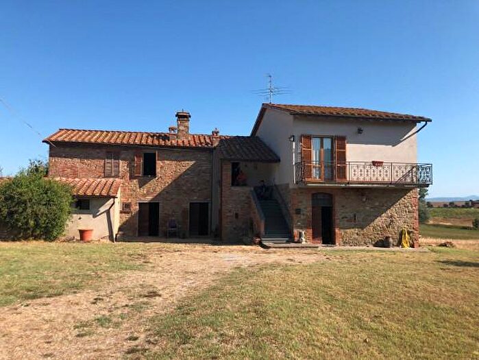 Casa con 5 locali in vendita in Panicale