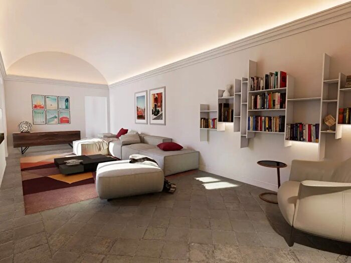 Appartamento con 6 locali in vendita in Via del Collegio, Chivasso