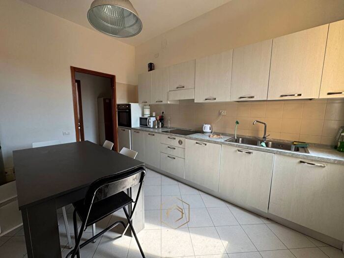 Appartamento quadrilocale in affitto in Corso Porta Reno, Centro Storico, Ferrara