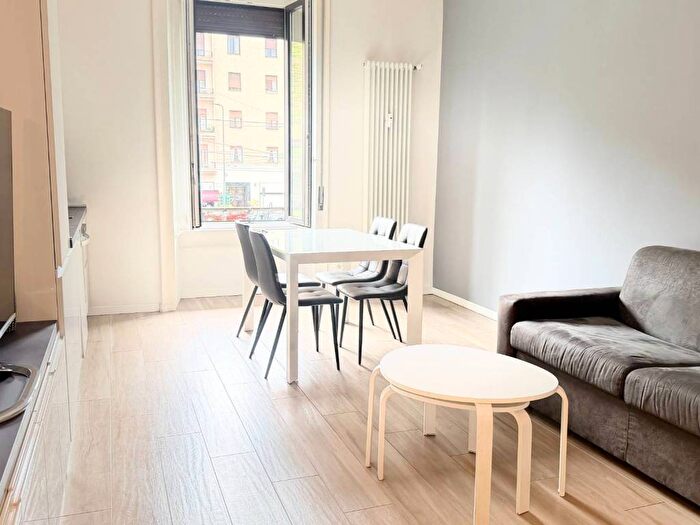 Appartamento bilocale in affitto in Viale Abruzzi, Città Studi, Milano