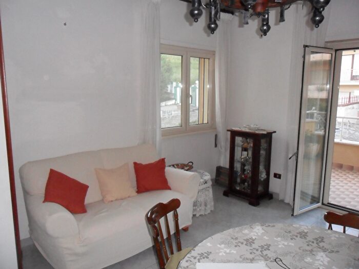 Appartamento quadrilocale in vendita in Via Rio Fresco, Formia