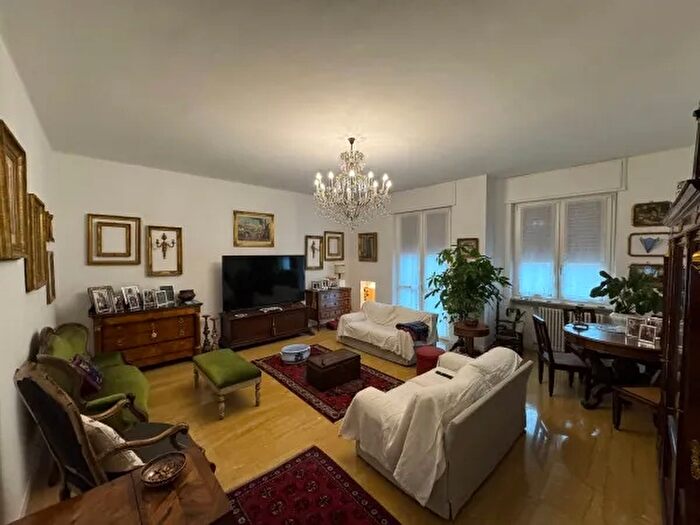 Appartamento con 5 locali in vendita in Alessandria