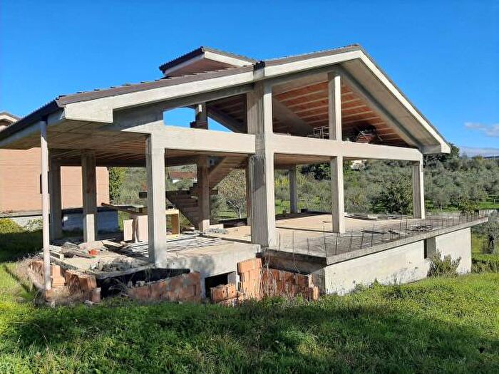 Casa quadrilocale in vendita in Contrada Castagna, Isernia