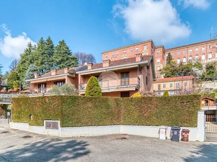 Appartamento con 6 locali in vendita in Via Montelimar, Rivoli