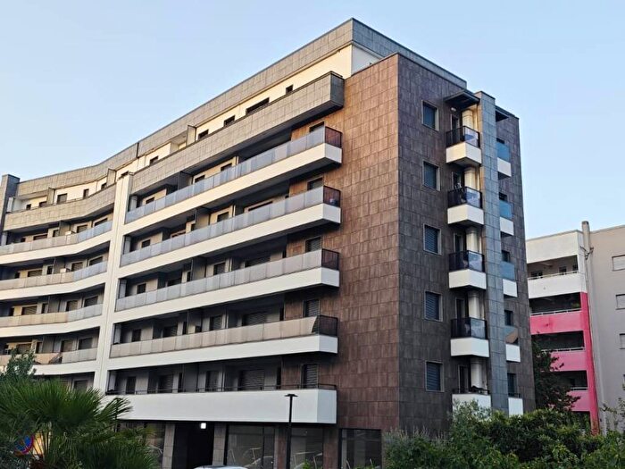 Appartamento quadrilocale in affitto in Via Guglielmo Marconi, Quattromiglia, Rende