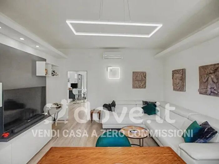 Appartamento trilocale in vendita in Via Ugo Betti, Milano