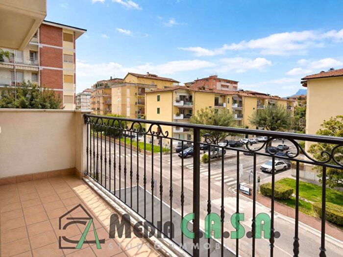 Appartamento bilocale in affitto in Via Erasmo Mari, Ascoli Piceno