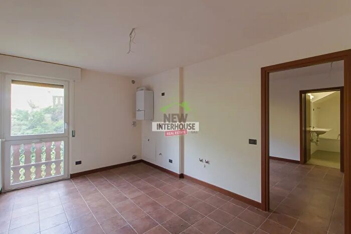 Appartamento bilocale in vendita in Via G Carducci Arta Terme, Arta Terme