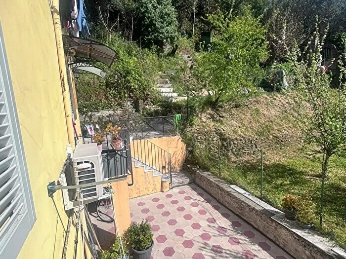 Appartamento trilocale in vendita in Ponticello Nord, Massa