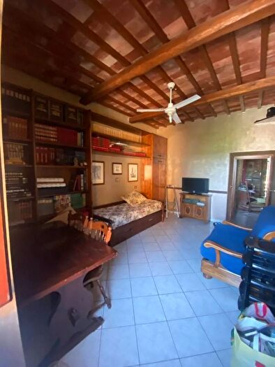 Appartamento trilocale in vendita in Piazza Vittorio Veneto Tolfa, Tolfa