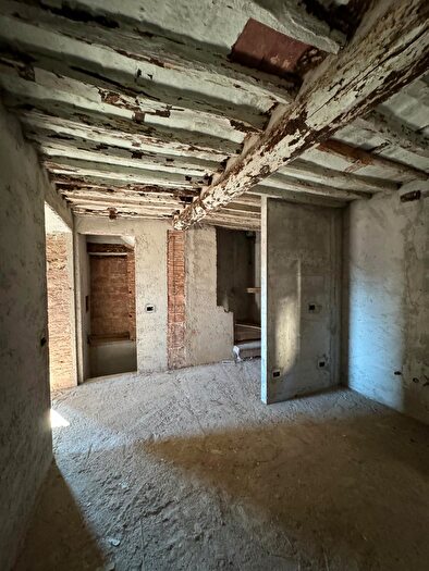 Casa con 9 locali in vendita in a della Quarra, Capannori