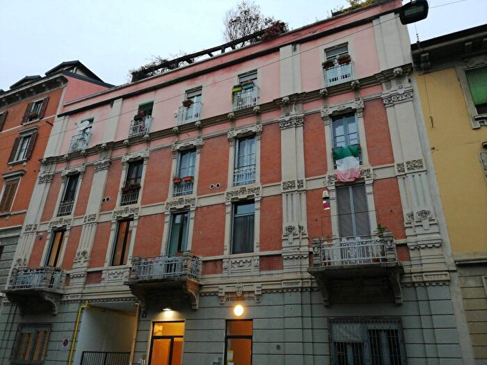 Appartamento bilocale in affitto in Via Atto Vannucci, Porta Romana Medaglie d'Oro, Milano