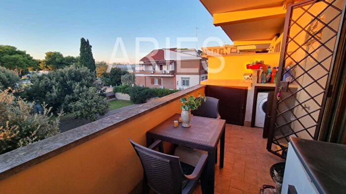 Appartamento trilocale in vendita in Via Felice Ceccarelli, Fiumicino