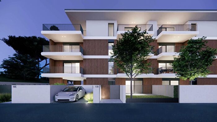 Appartamento trilocale in vendita in Viale Ciceruacchio, Riccione