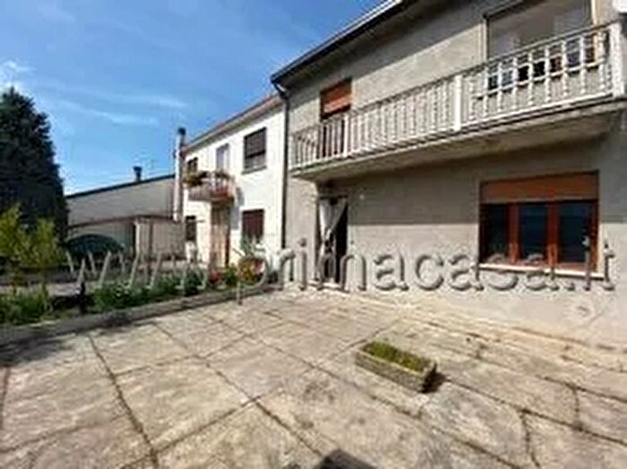 Casa quadrilocale in vendita in Corso della Vittoria, Legnago