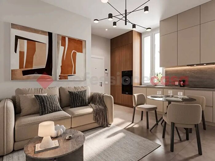 Appartamento in vendita in Via Lodovico Il Moro, Milano