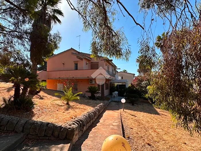 Appartamento bilocale in vendita in Contrada Kastalia, Ragusa