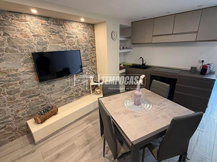 Appartamento bilocale in affitto in Albiolo