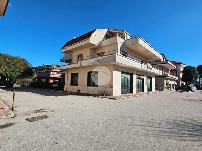 Casa monolocale in vendita in Via Benevento, Montesarchio