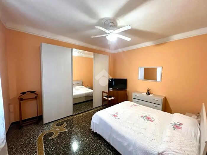 Appartamento con 5 locali in vendita in Via Celesia, Genova