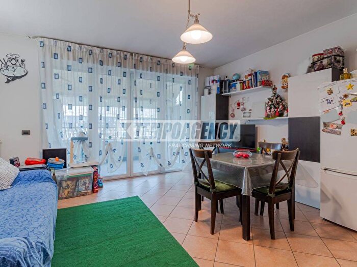 Appartamento bilocale in affitto in Via del futurismo, Santa Giulia, Milano