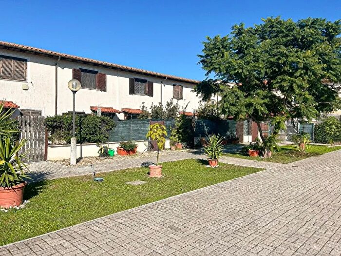 Appartamento in vendita in Via Germiniano Montanari Fiumicino Roma, Fiumicino