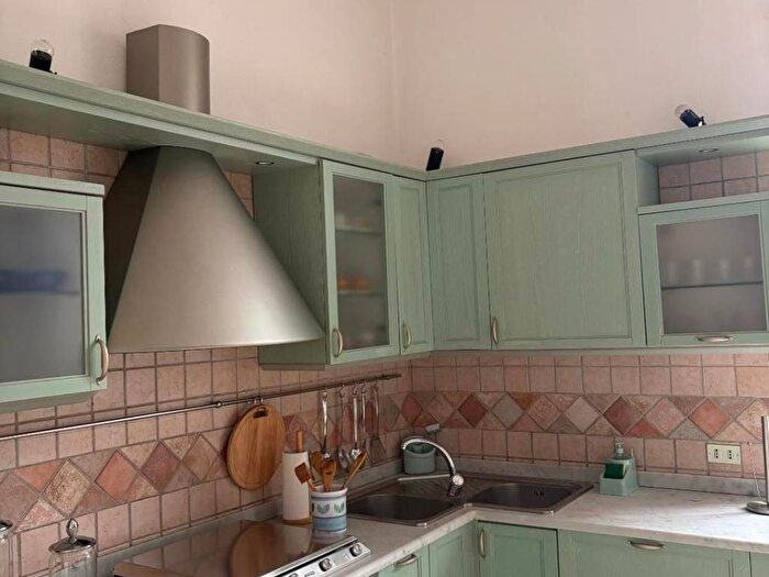 Appartamento con 6 locali in affitto in Pitelli, La Spezia