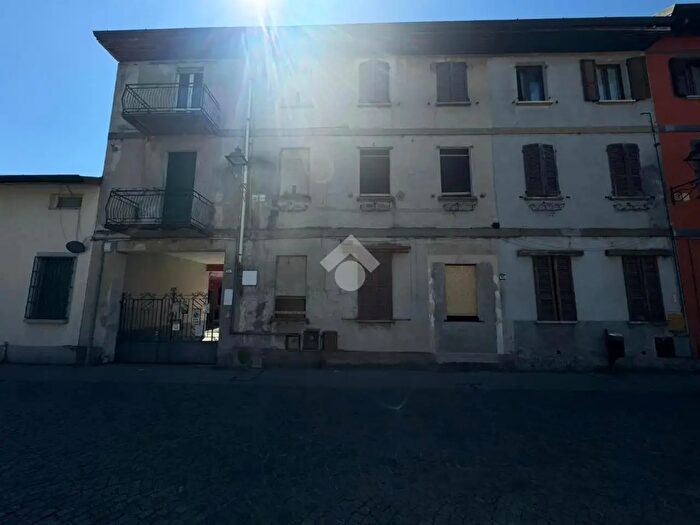 Appartamento bilocale in vendita in Piazza Giovanni XXIII, Lazzate