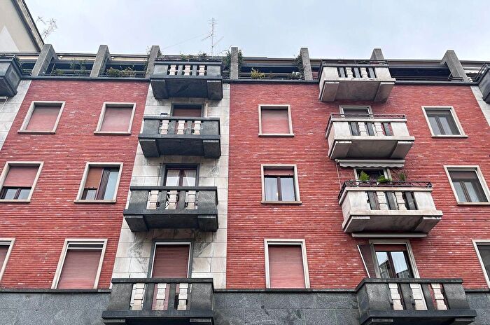 Appartamento bilocale in affitto in Via Belfiore, Milano