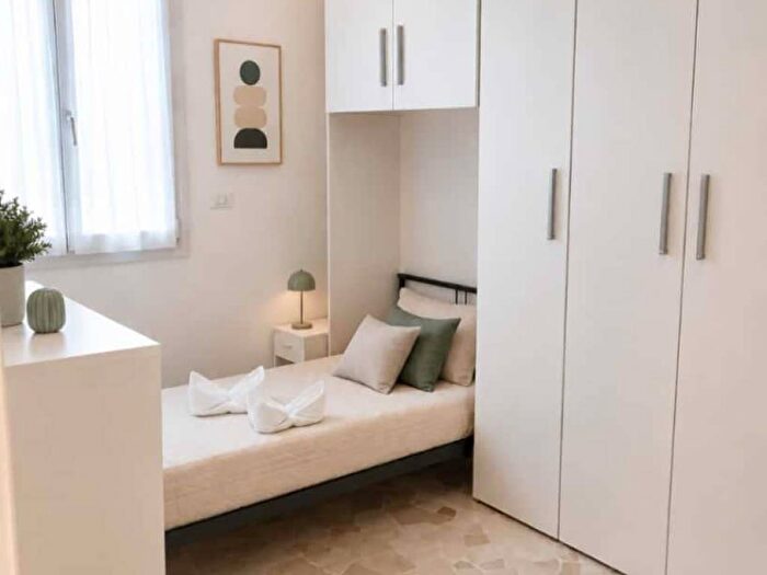 Appartamento trilocale in affitto in Via Privata Pietro Ogliari, Chiesa Rossa, Milano