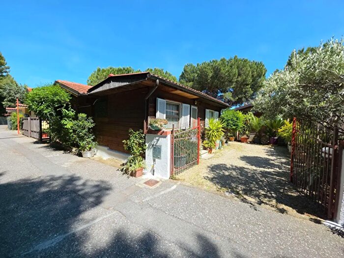 Casa quadrilocale in vendita in Via Pineta, Cisano Sul Neva
