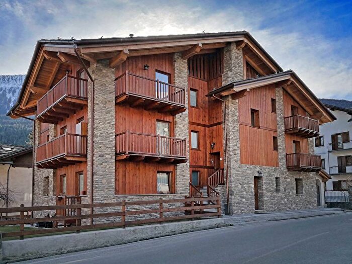 Case in Vendita e in Affitto - 3