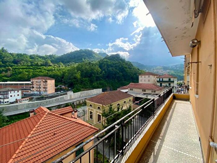 Appartamento in vendita in Via Villa Piana, Campomorone