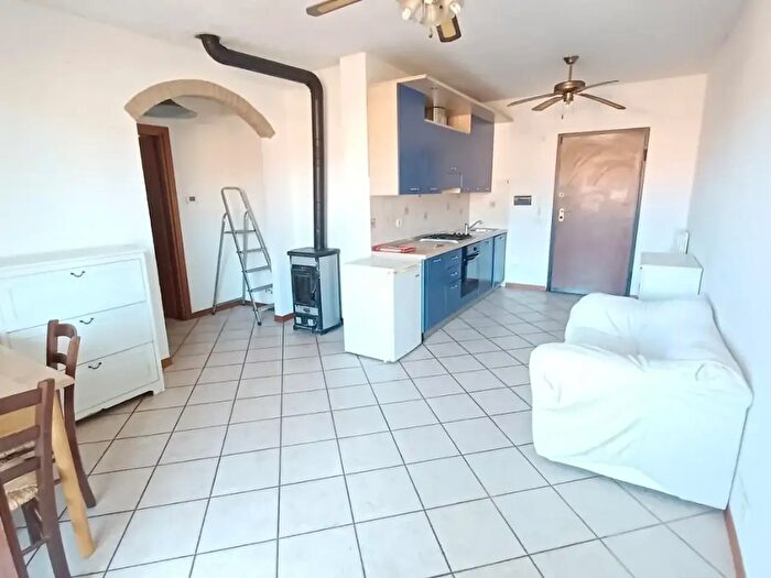 Appartamento trilocale in vendita in Colle Di Val D'Elsa