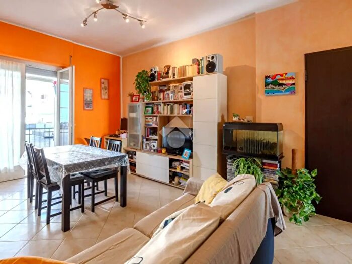 Appartamento trilocale in vendita in Via Fratelli Fea, Chieri