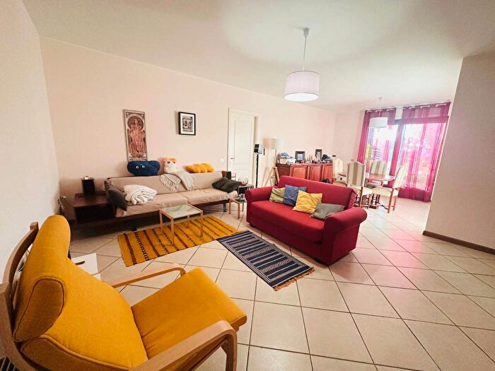 Appartamento trilocale in affitto in Viale Poetto, Quartiere del Sole, Cagliari
