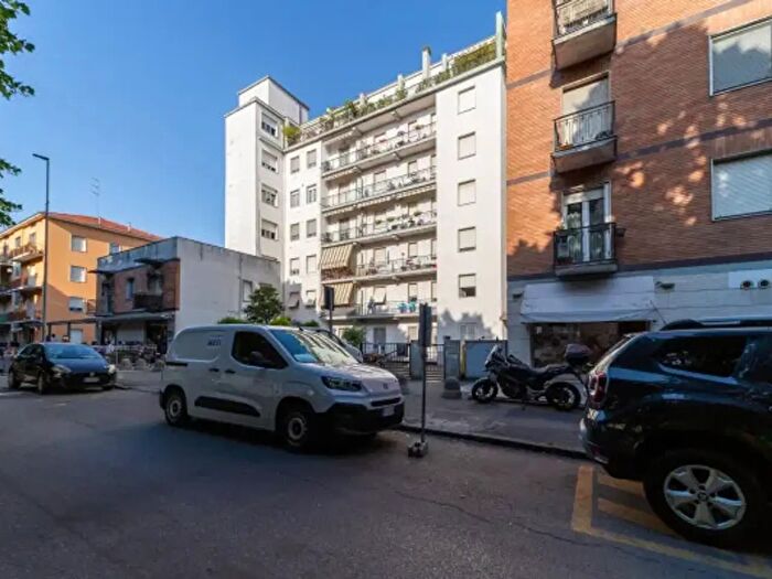 Appartamento quadrilocale in vendita in Via Giulio E Guido Carmignani, Parma