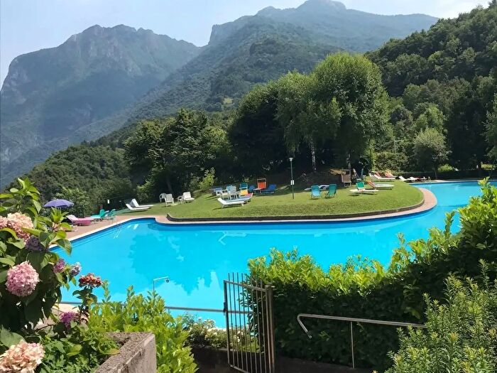 Appartamento monolocale in vendita in Via Milano, Valbrona