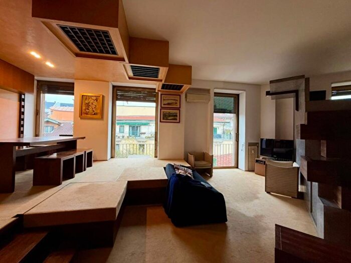 Appartamento bilocale in affitto in Corso Monforte, San Babila, Milano