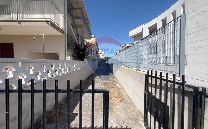 Appartamento con 5 locali in vendita in Ginosa