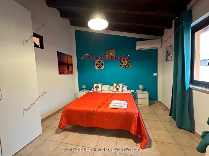 Appartamento trilocale in vendita in Terrasini