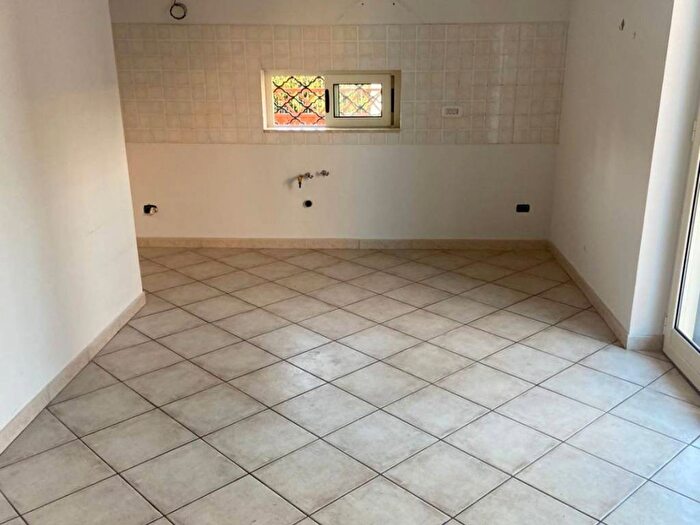 Appartamento trilocale in affitto in Via Gianfelice, Giardini Oasi Sacro Cuore, Giugliano in Campania