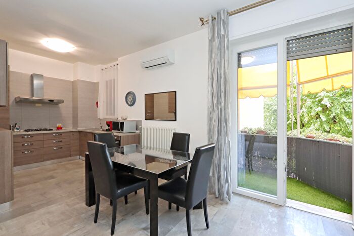 Appartamento quadrilocale in vendita in Via Adelina Patti, Firenze